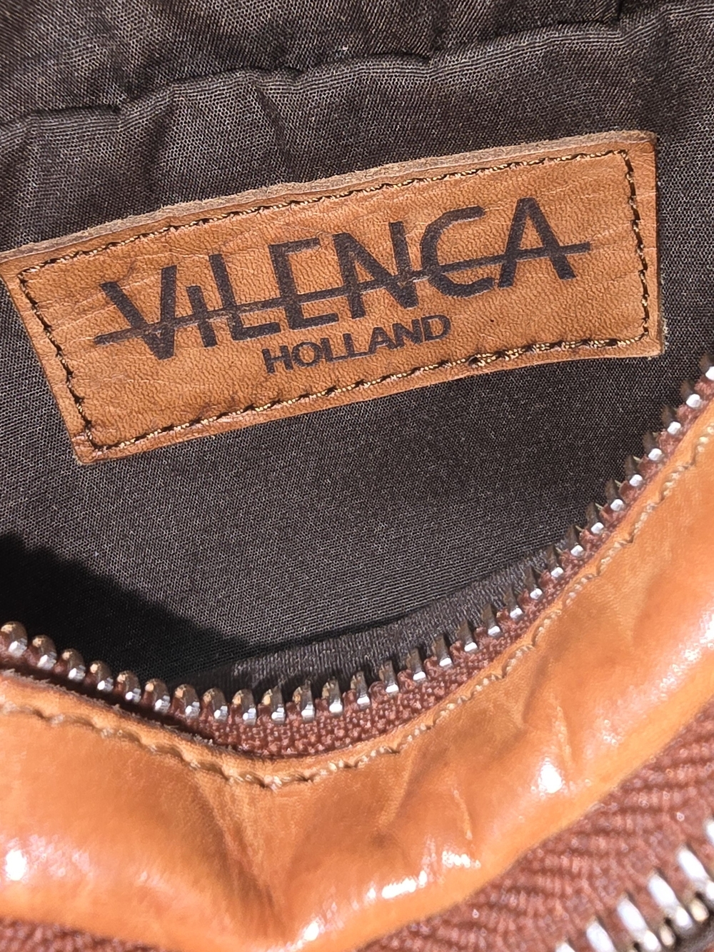 Vilenca Holland Genuine Leather Unisex Brown Waist Bag - Picture 9 of 11